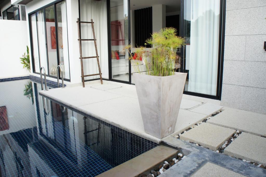 By The Lake Villas Nai Harn Habitación foto